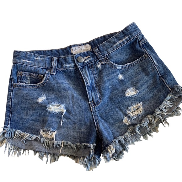 FREE PEOPLE DISTRESSED BLUE DENIM SHORTS - Picture 8 of 16